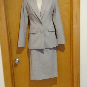 Skirt suit grey with pink pinstripes perfect condi